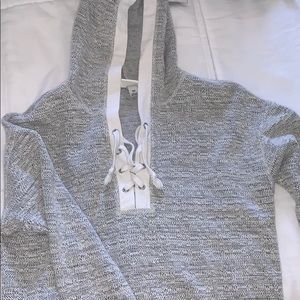 Sweater with cute tie up